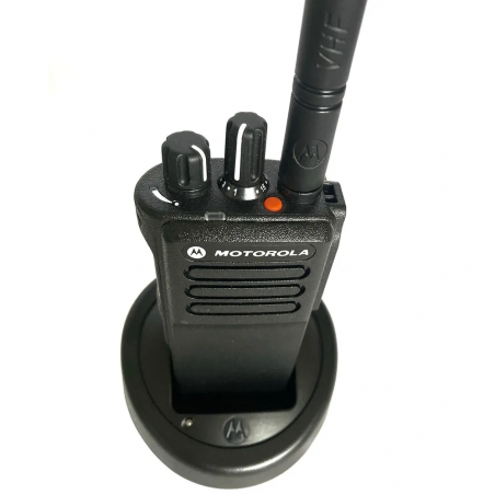 Портативная радиостанция Motorola VHF4400E