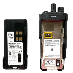 Портативная радиостанция Motorola VHF4400E