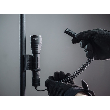 Фонарь с комплектом Armytek Predator Pro Magnet USB Extended Set белый